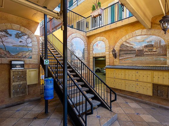 3rd image of 229 16th St APT 101