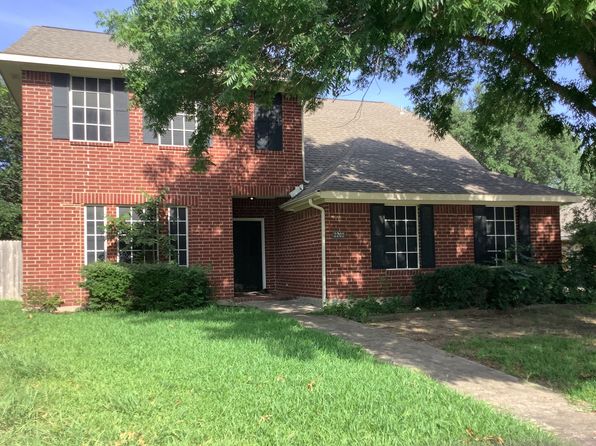 2208 Ridgewood Dr