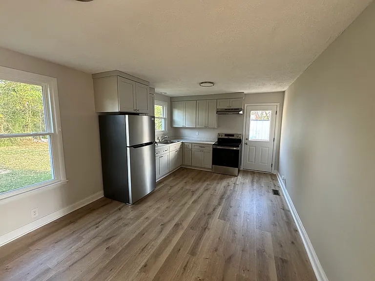 2513 Highway 41 S — Photo 2