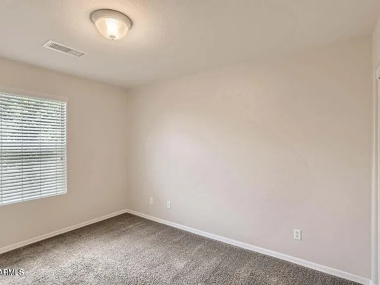 2039 W Kathleen Rd — Photo 23