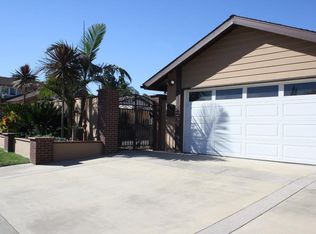 22991 Starbuck Rd, Lake Forest, CA 92630