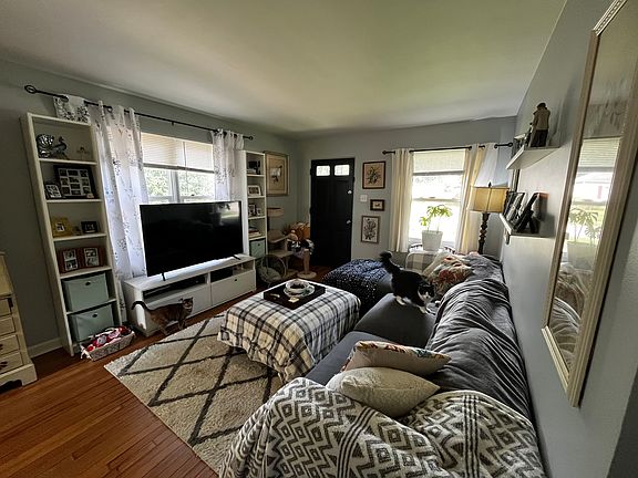 3rd image of 1120 Allison Ave