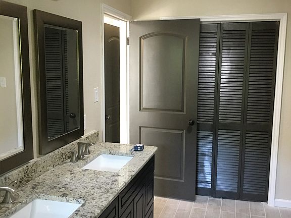 MBR Bathroom 