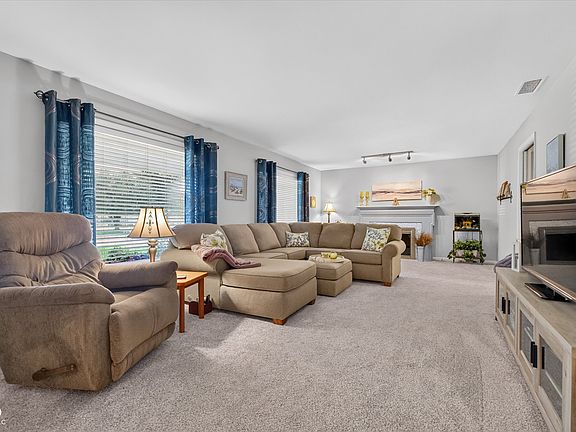 4th image of 1317 Morningside Dr
