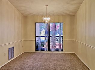5025 79th Avenue Dr E, Sarasota, FL 34243