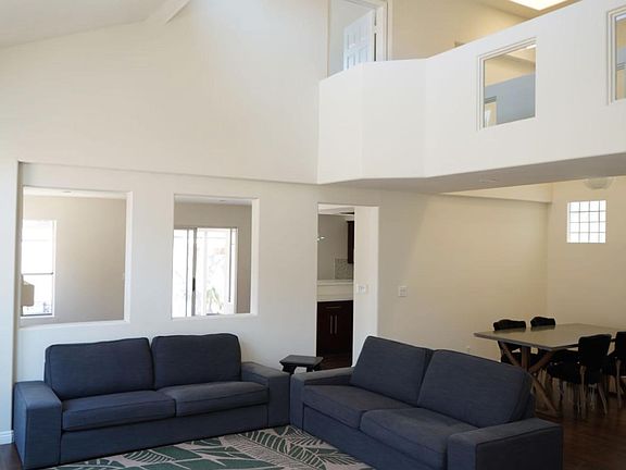Living area, dining area