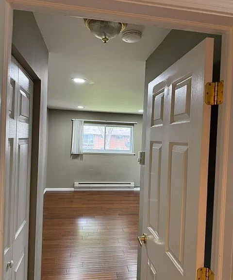1900 W Knightsbridge Dr #1A — Photo 4