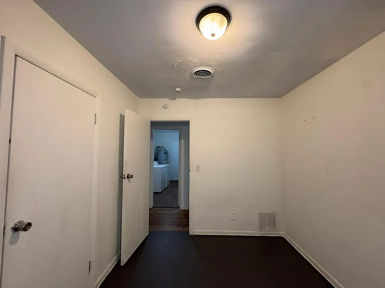 416 Sun Ct — Photo 22
