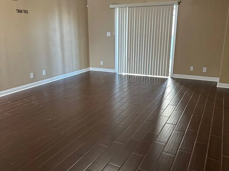 1701 Winterhaven Ct — Photo 25