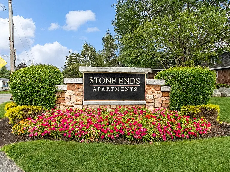 Stone Ends — Photo 31