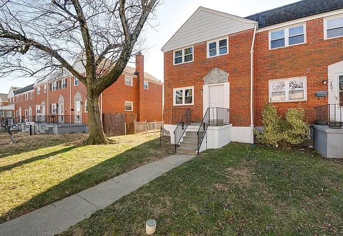 7843 Harold Rd — Photo 3