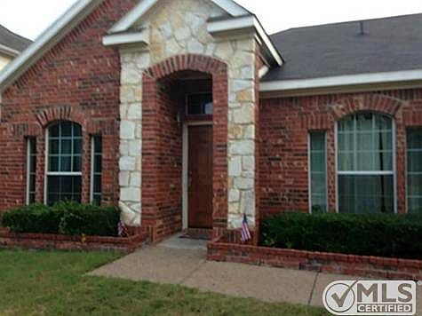 1st image of 709 Spicewood Dr