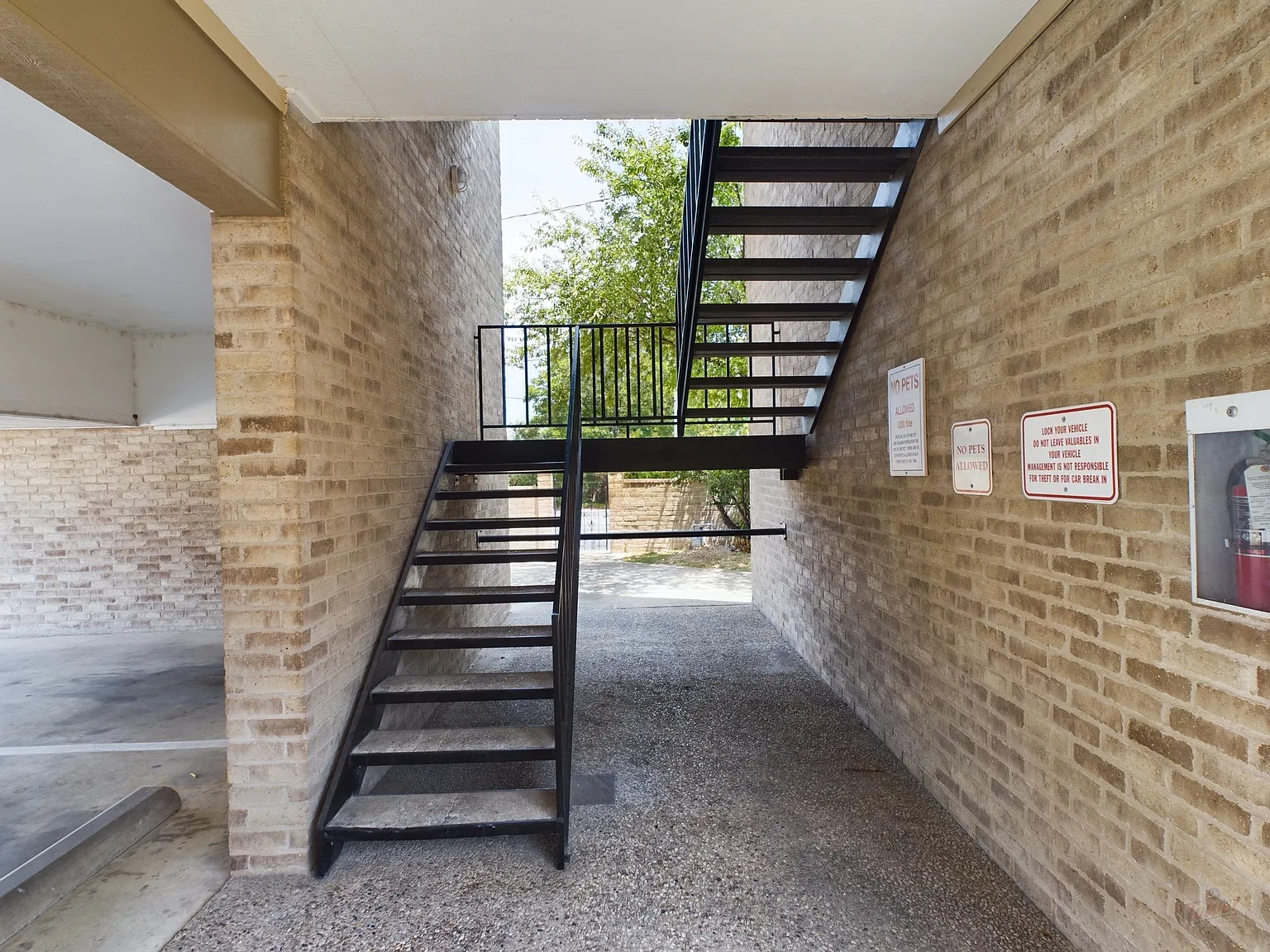 3316 Guadalupe St Apt 301 — Photo 4