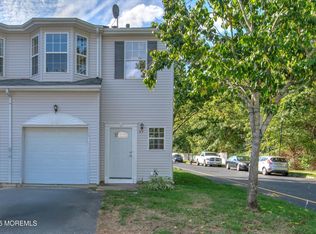 1 Esplanade Way, Bayville, NJ 08721