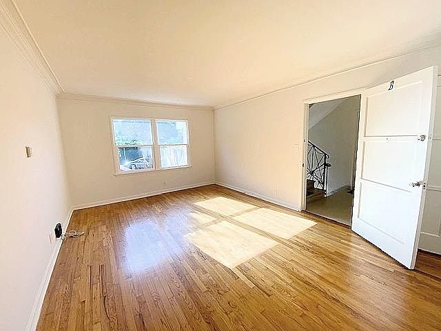 1st image of 1105 Bay St