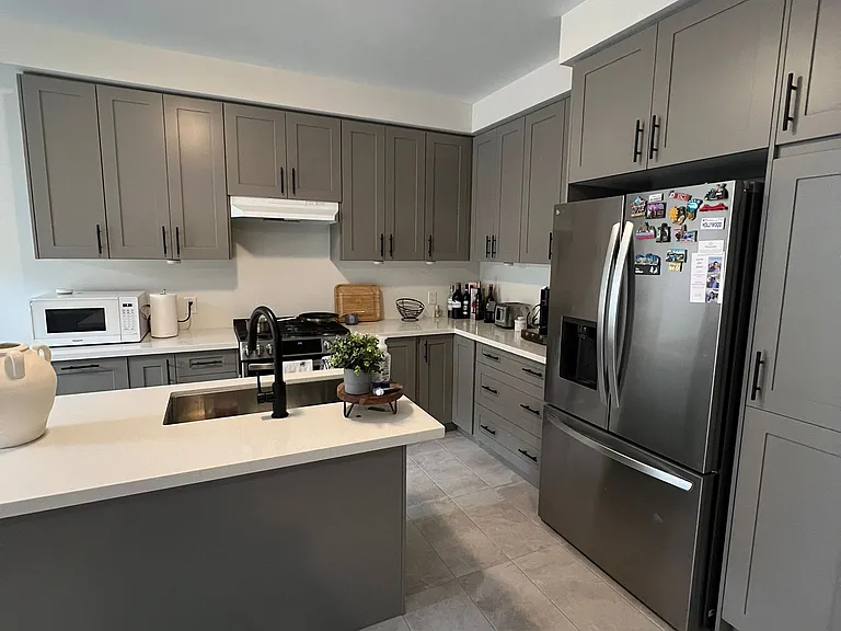 30 Northrop Ave — Photo 18