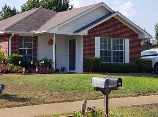 105 Valley View Ln, Jacksonville, TX 75766