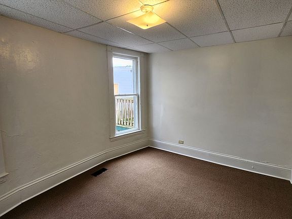 3rd image of 8 Walker Ave #82857EAA5