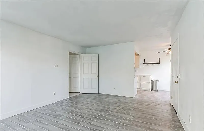 1 bed, 1.0 bath, 661 sqft, $2,000 — Photo 4