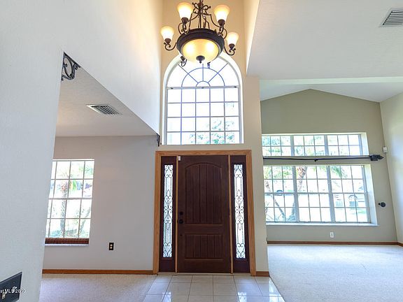 2nd image of 2644 Lowell Cir
