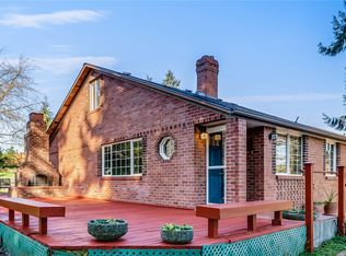 818 SW 134th St, Burien, WA 98146