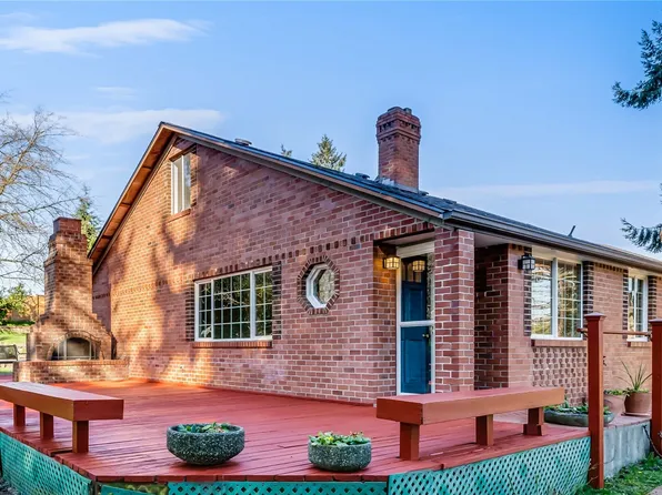 818 SW 134th Street, Burien, WA 98146