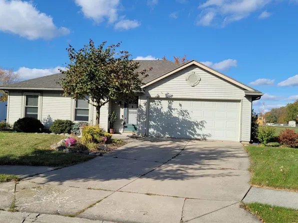 512 Plainfield Dr, Fort Wayne, IN 46825