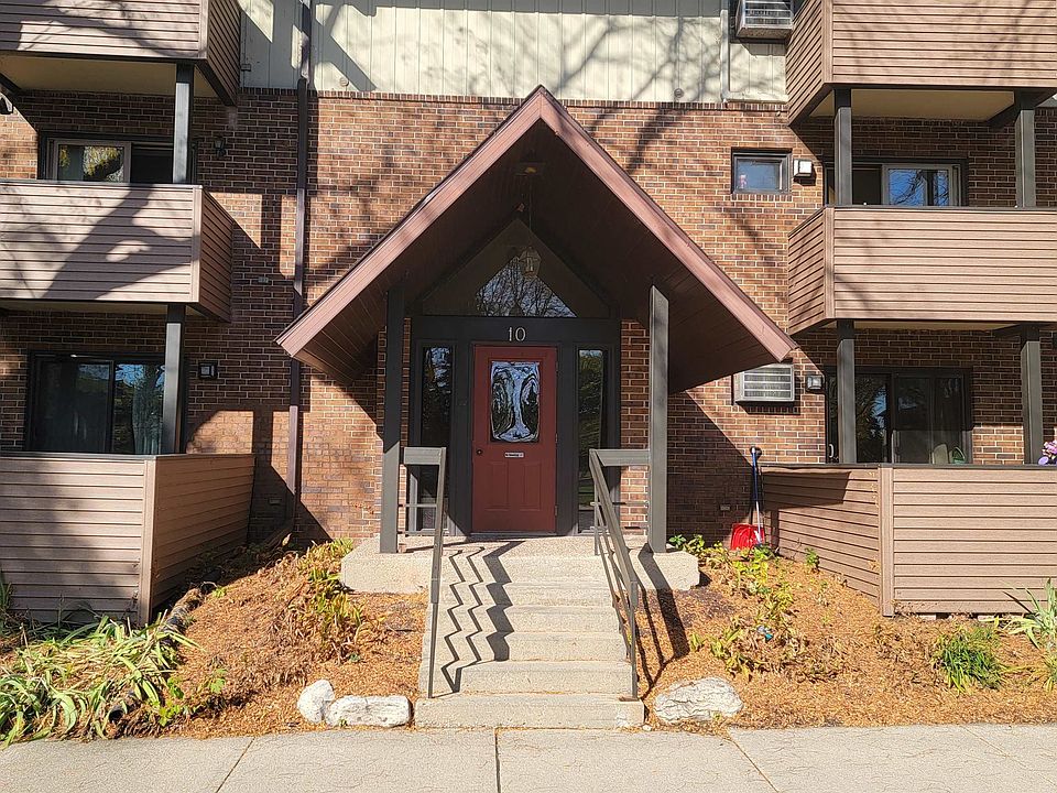 1st image of 10 Maple Ave #11