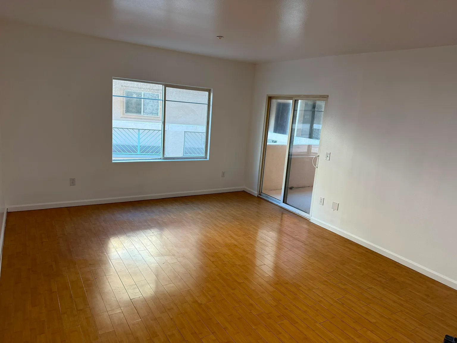2 bed, $2,500 — Photo 4