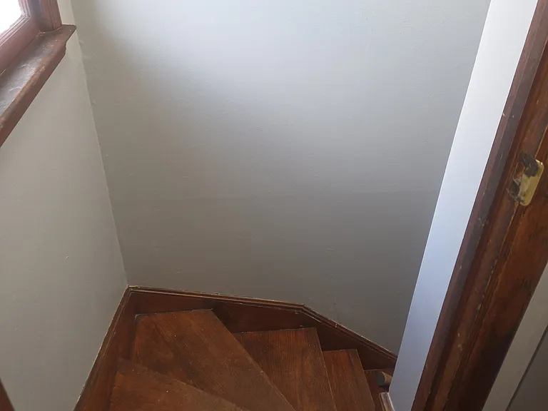 4407 Longwood Ave — Photo 9