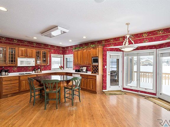 5th image of 500 E Saint Andrews Dr