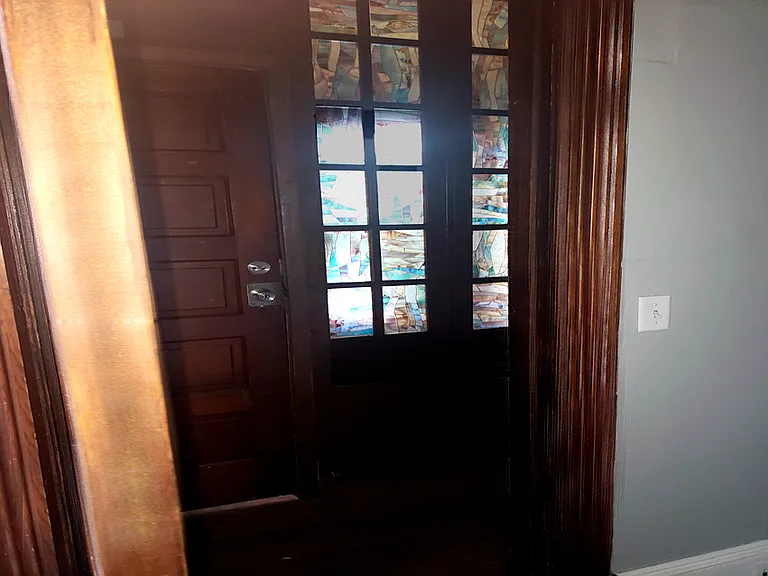 1418 Arlington Ave #2 — Photo 5