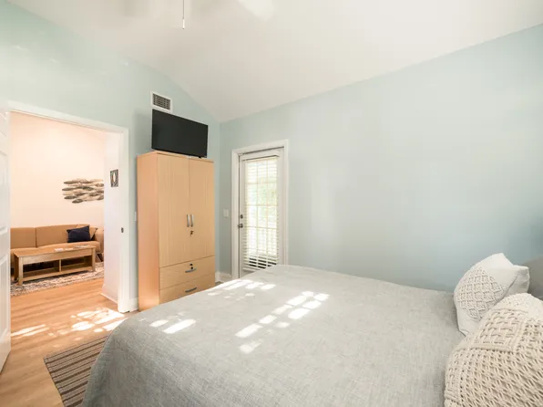 904 Terry Ln #4, Key West, FL 33040