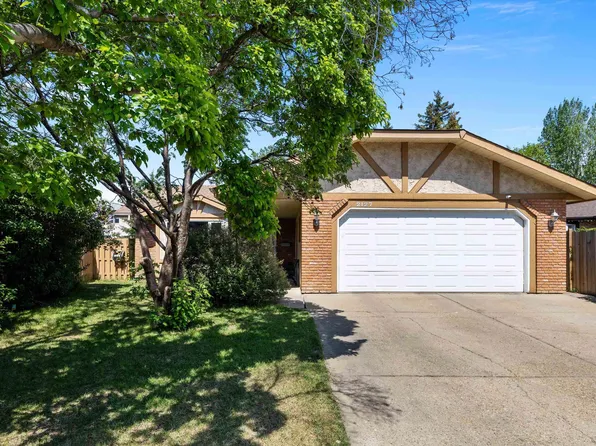 2127 40th St NW, Edmonton, AB T6L 4E9
