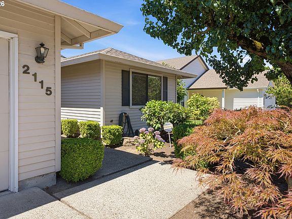 2nd image of 2115 NE 158th Pl