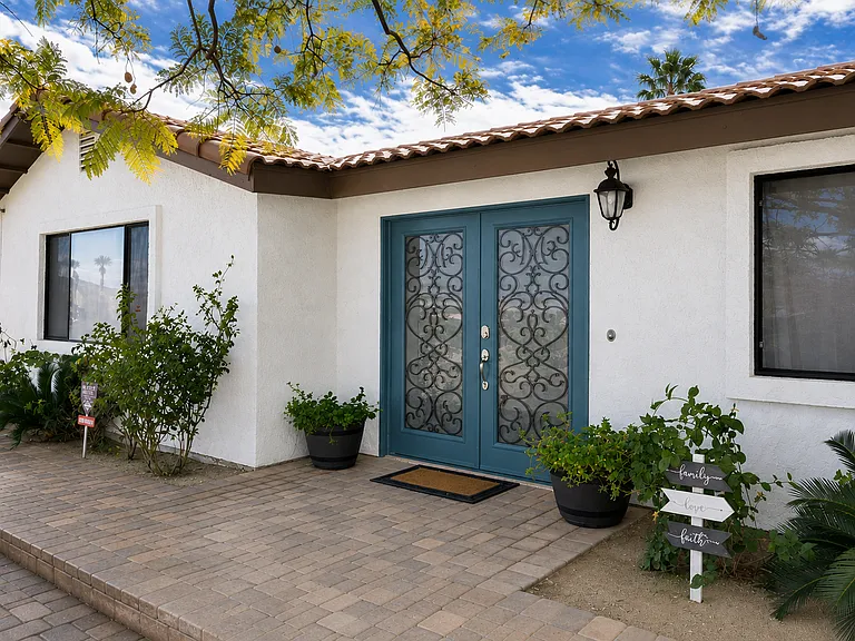 54025 Avenida Alvarado — Photo 38