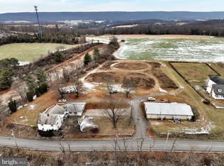 133 Birds Hill Rd, Pine Grove, PA 17963