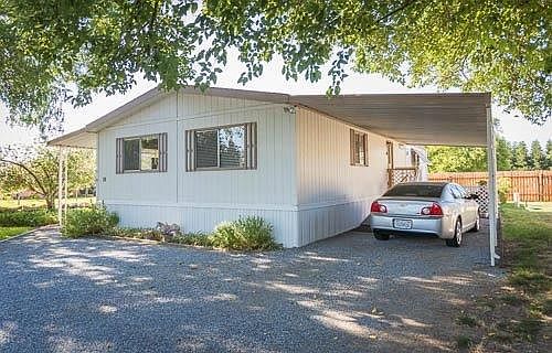 3rd image of 4194 George Ave Space 19