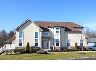 701 Osset Ct #48, Warrington, PA 18976