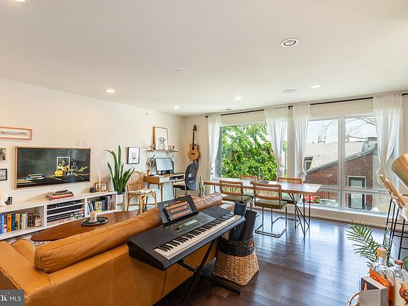 2nd image of 708 S Sartain 10 St #4