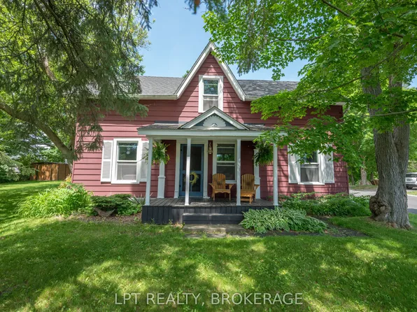 183 2nd St, Loyalist, ON K0H 1G0