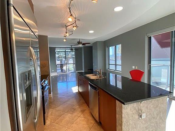 4th image of 200 W Sahara Ave Unit 201