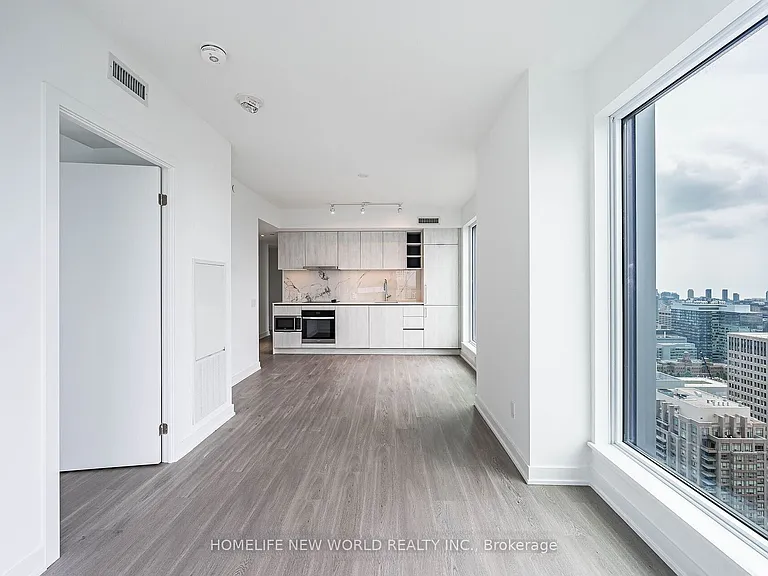 8 Wellesley St W #5303 — Photo 9