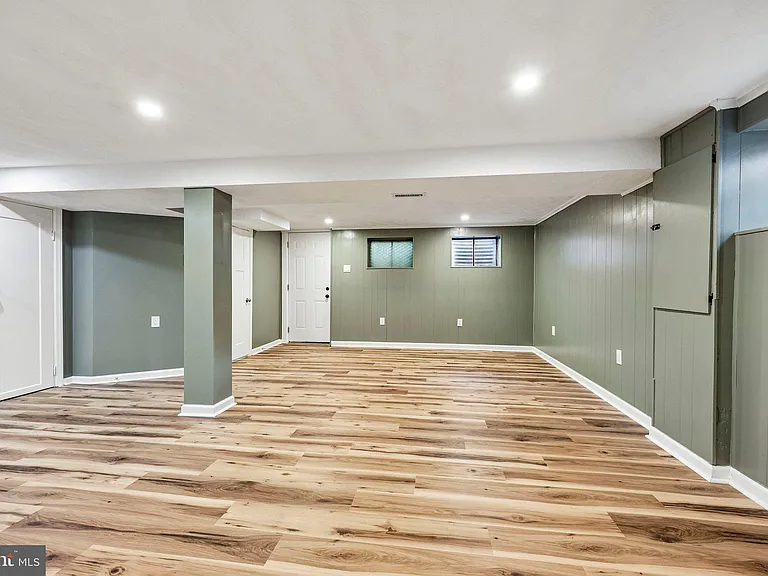 7200 Vellex Ln — Photo 38