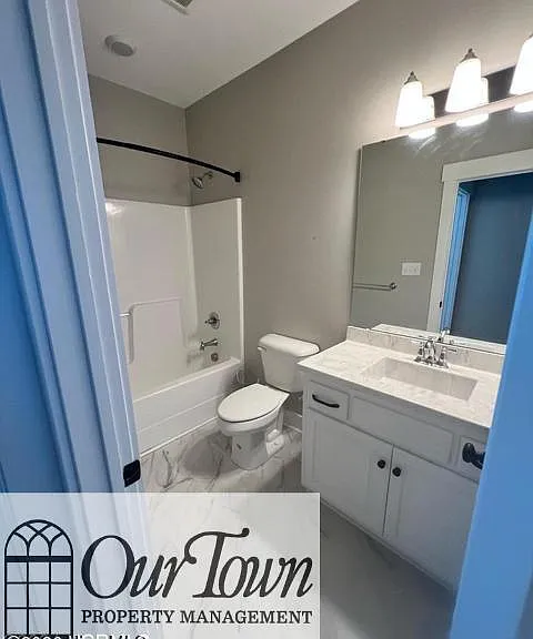 5115 Durban Dr N — Photo 10