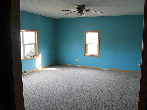 2nd image of 209 S Saint Joseph Ave
