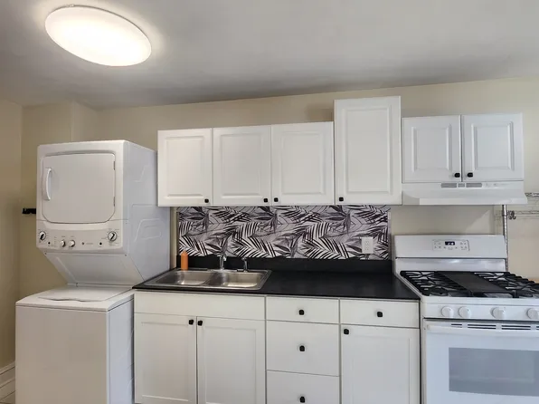 9458 Hickory St #B, Norfolk, VA 23503