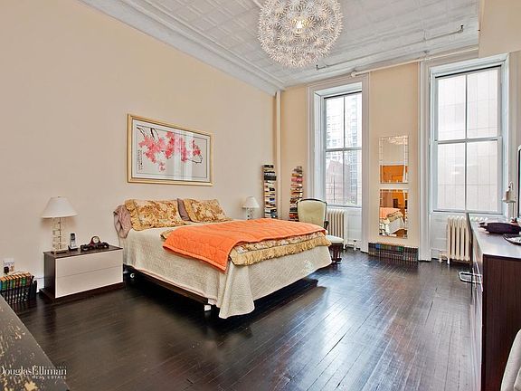 4th image of 79 Worth St APT 3F
