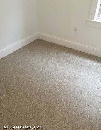 3rd image of 125 Linden St APT 1