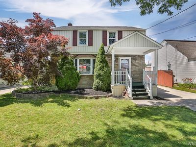 1300 92nd St, Niagara Falls, NY, 14304